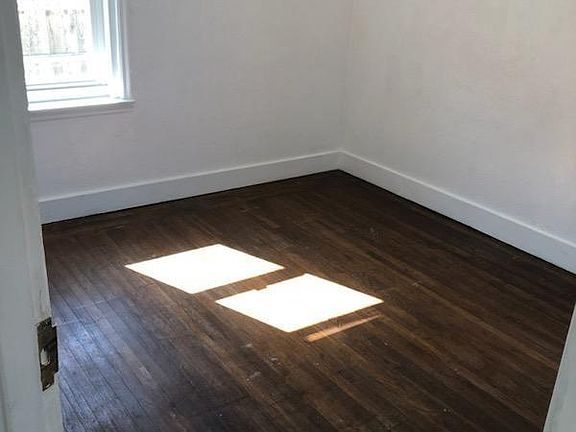 5th image of 514 Cypress Avenue