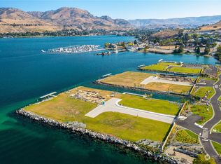 101 Burbot Ln, Chelan, WA 98816