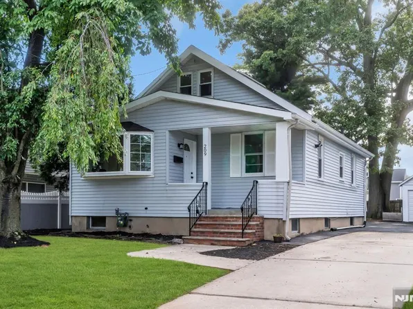 209 Michigan Ave, Kenilworth, NJ 07033