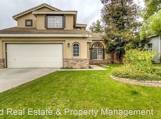 5303 Clover Mountain St, Bakersfield, CA 93313