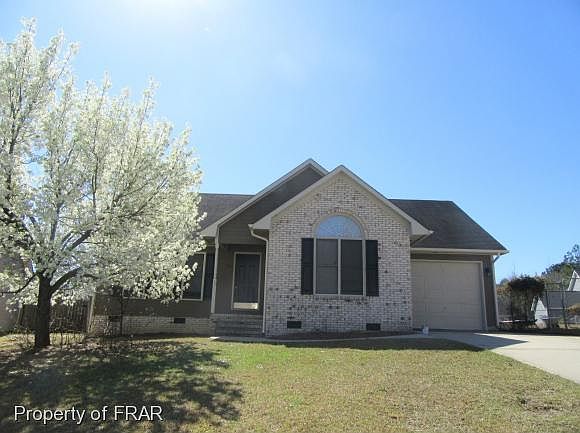 1st image of 330 Porterfield Ct