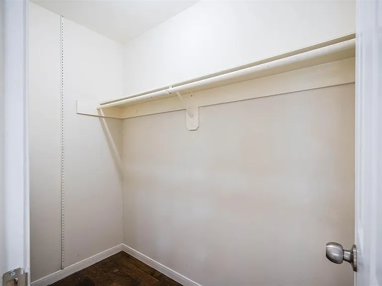 21203 Park Brook Dr — Photo 20