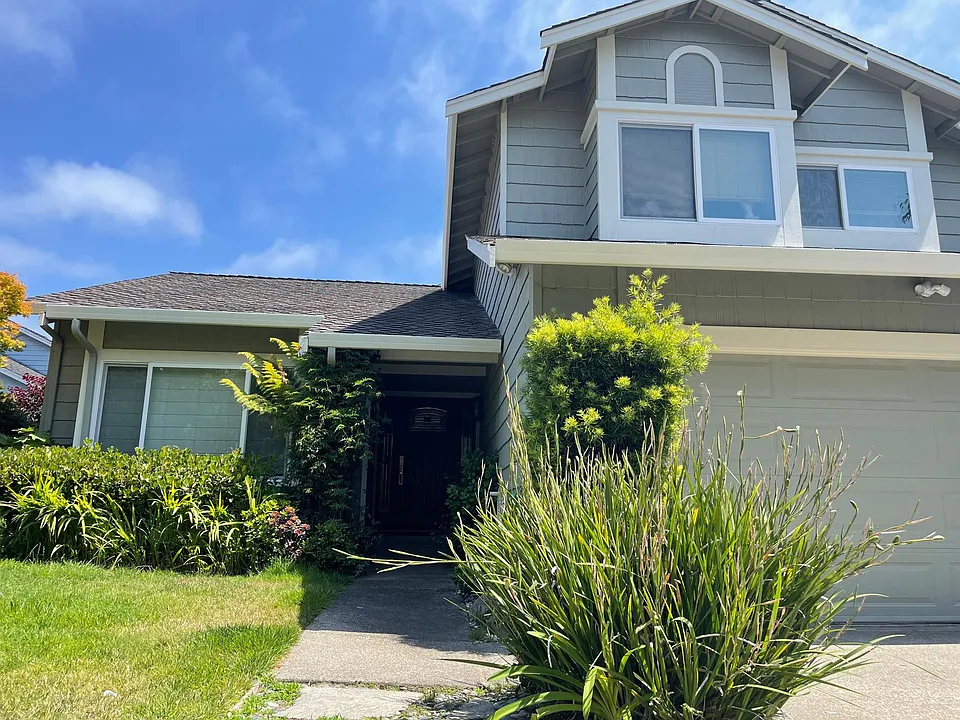 8 Balleybay