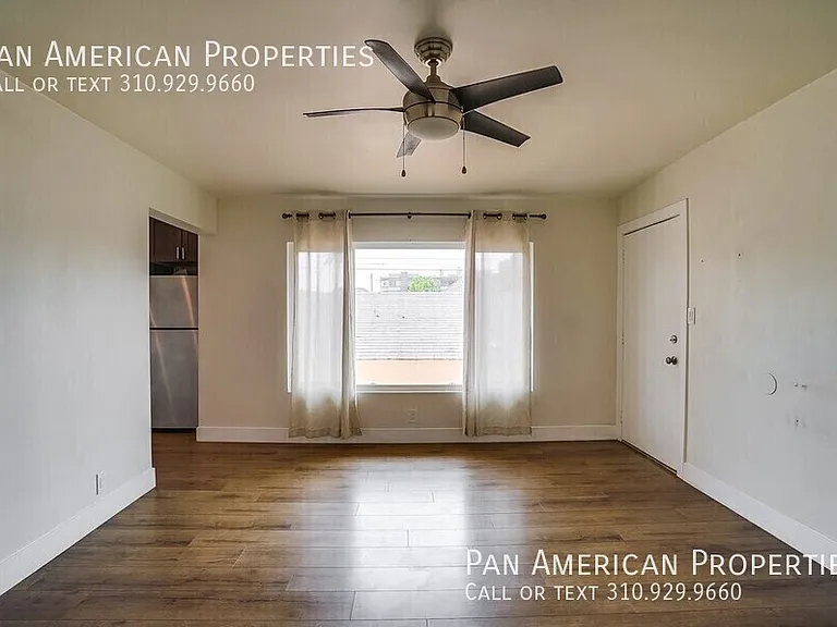 639 W 4th St #9 — Photo 13