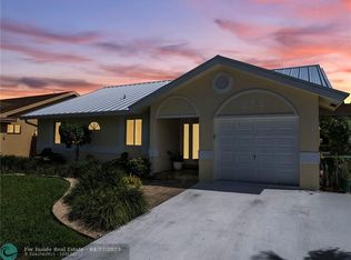 212 SE 8th St, Dania, FL 33004