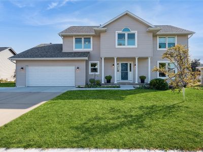 1079 Lyndhurst Dr, Hiawatha, IA, 52233