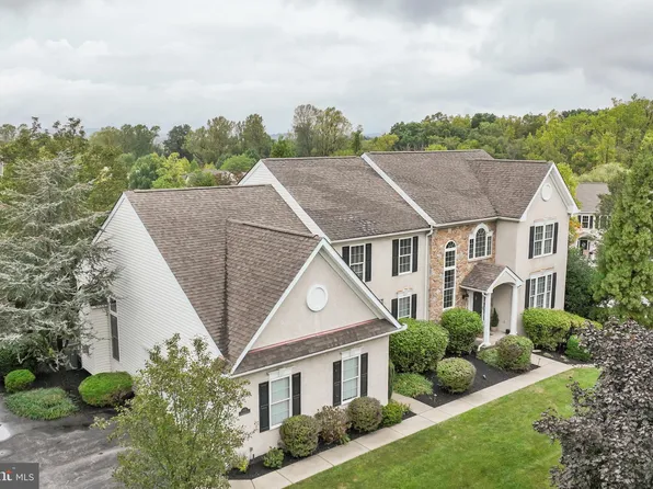 100 Canter Dr, Downingtown, PA 19335