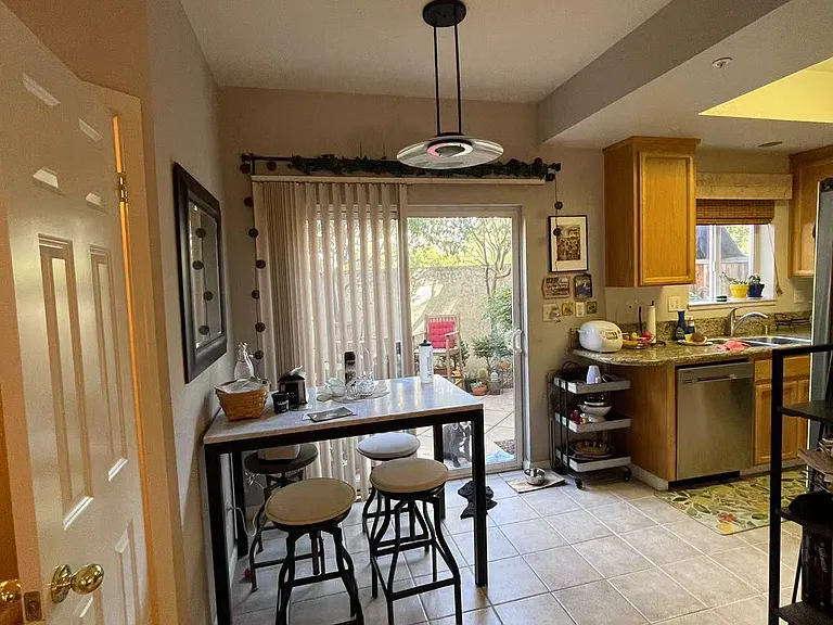4165 Renaissance Dr — Photo 9
