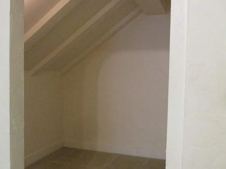 Annie Wright: Wilshire 514 — Photo 8