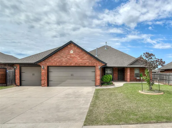 805 Bobcat Trl, Yukon, OK 73099