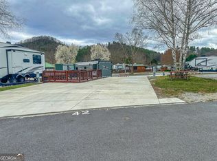 42 Fleetwood Dr, Dillard, GA 30537