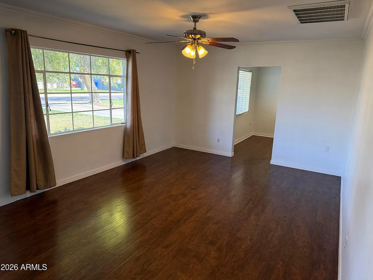 Building Photo - 4014 N 33rd Pl