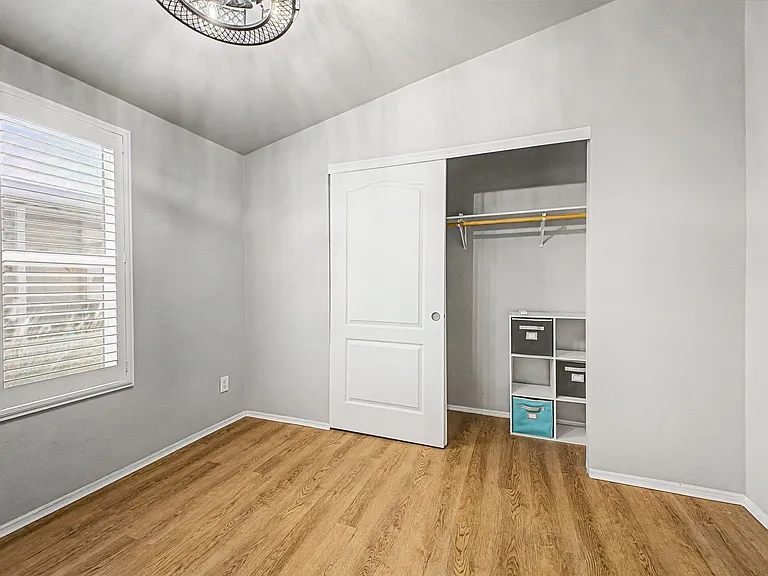 1702 E Michelle Dr — Photo 20