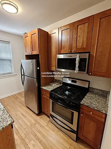 3743 W Argyle St #3 Photo 1 3743 W Argyle St #3 Photo 1