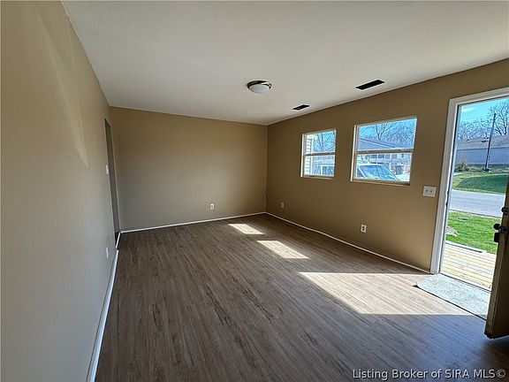 3rd image of 330-332 Highland Drive #332