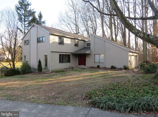 30 Kings Grant Rd, Hockessin, DE 19707