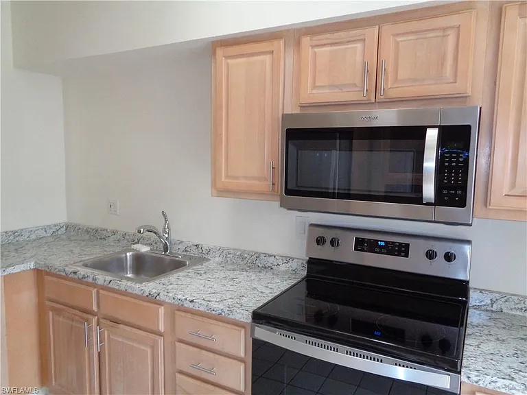 271 Perignon Pl #16-1 — Photo 22