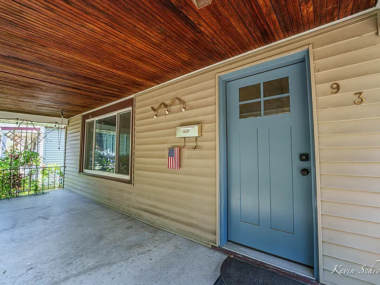 939 Veto St NW — Photo 8