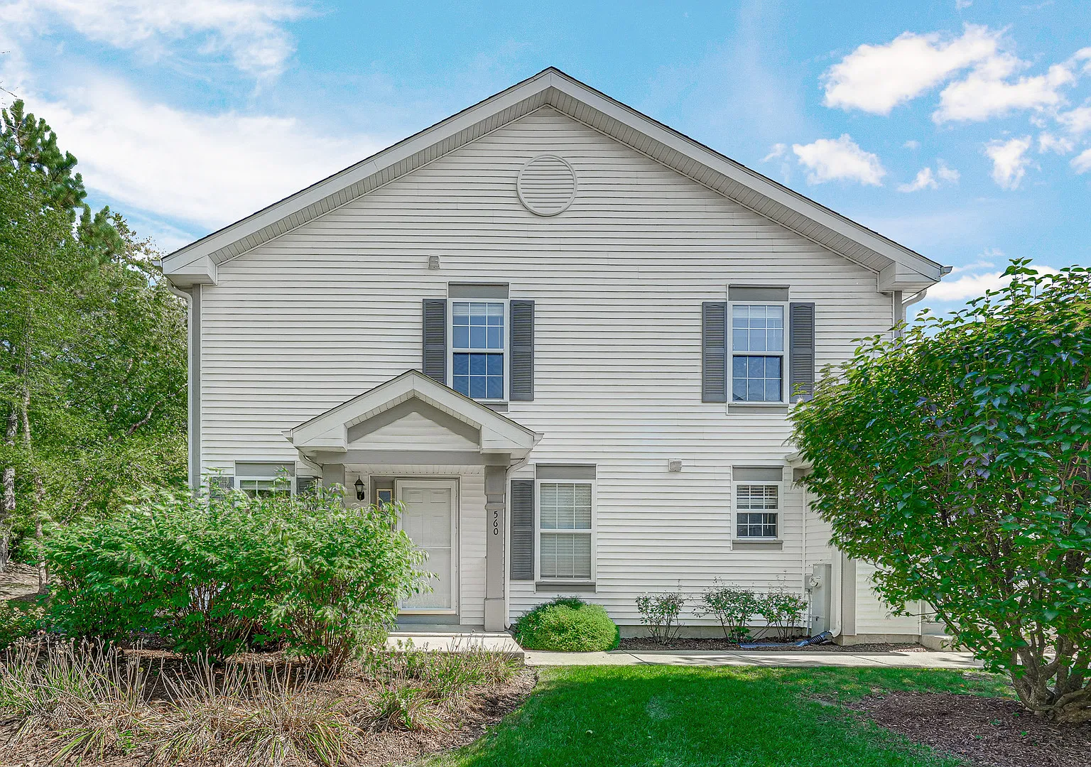 3 bed, 2.5 bath, 1510 sqft, $2,950 — Photo 3