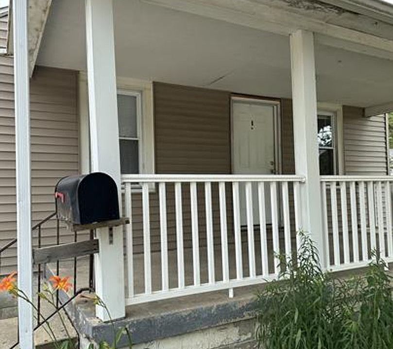 1st image of 804 N Lincoln Ave