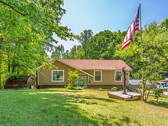 3rd image of 217 Roberts Rd