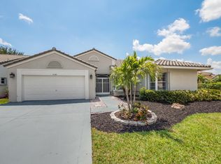 8540 Lake Cypress Rd, Lake Worth, FL 33467