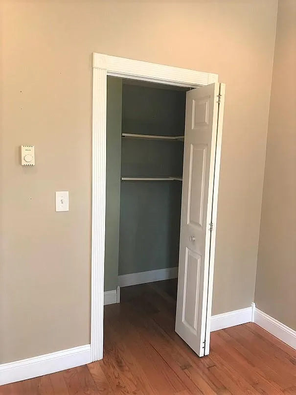 2 bed, 750 sqft, $1,900 — Photo 4