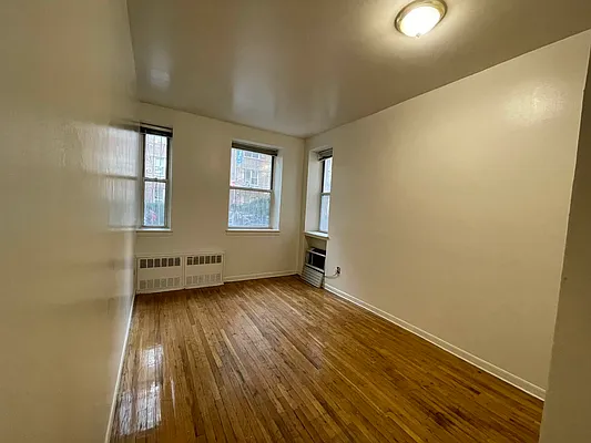 Rented by Best Apartments North Inc | media 4