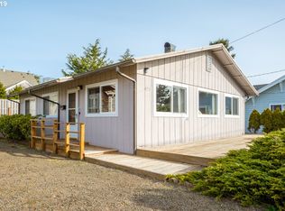 420 9th Ave, Seaside, OR 97138