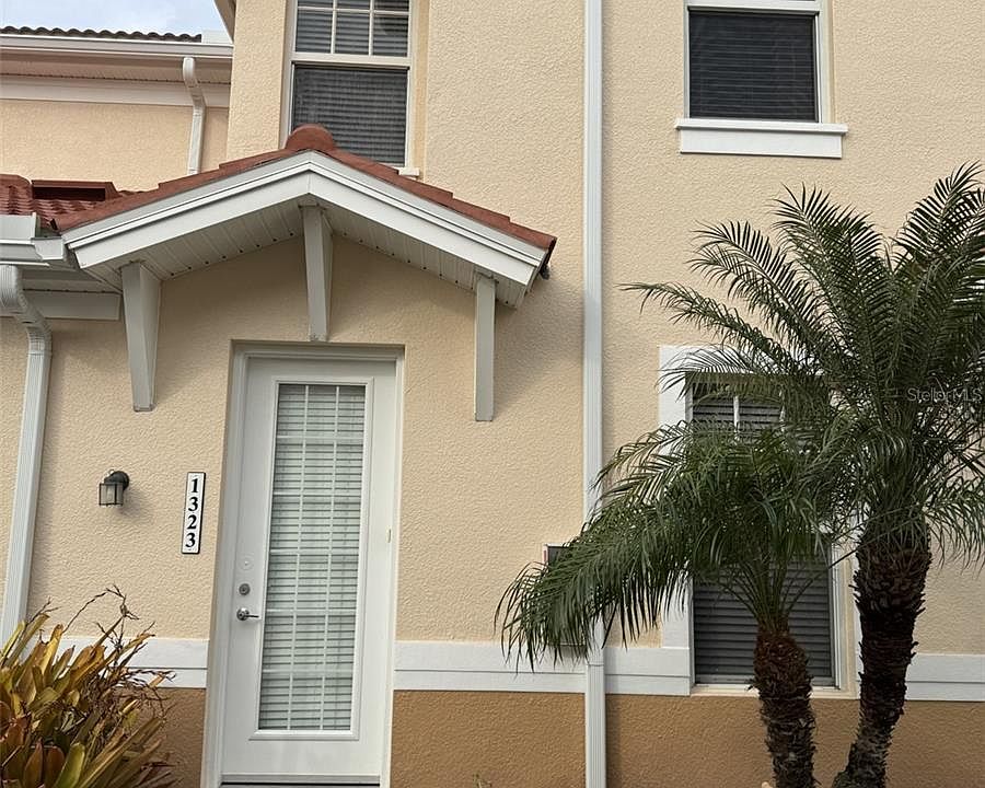 1st image of 240 W End Dr Unit 1323