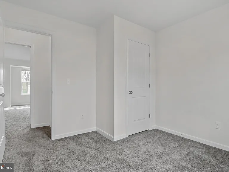 2607 Maplewood Cir — Photo 20