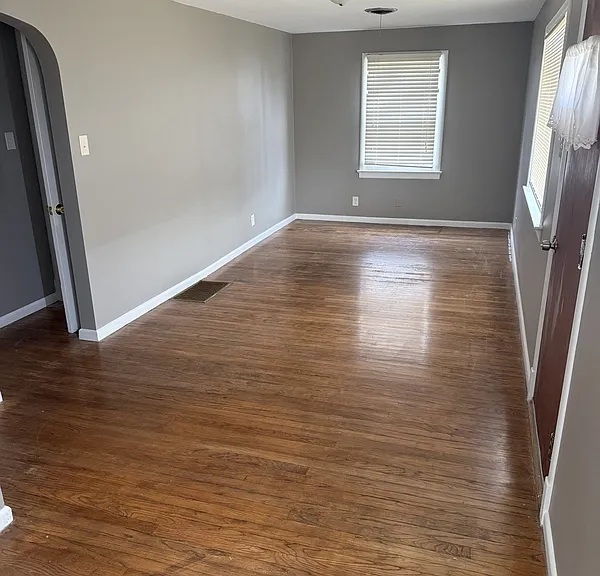 511 N Washington St — Photo 4