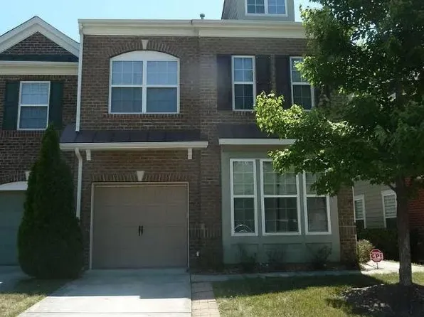 1737 Whirlaway Ct, Cary, NC 27519