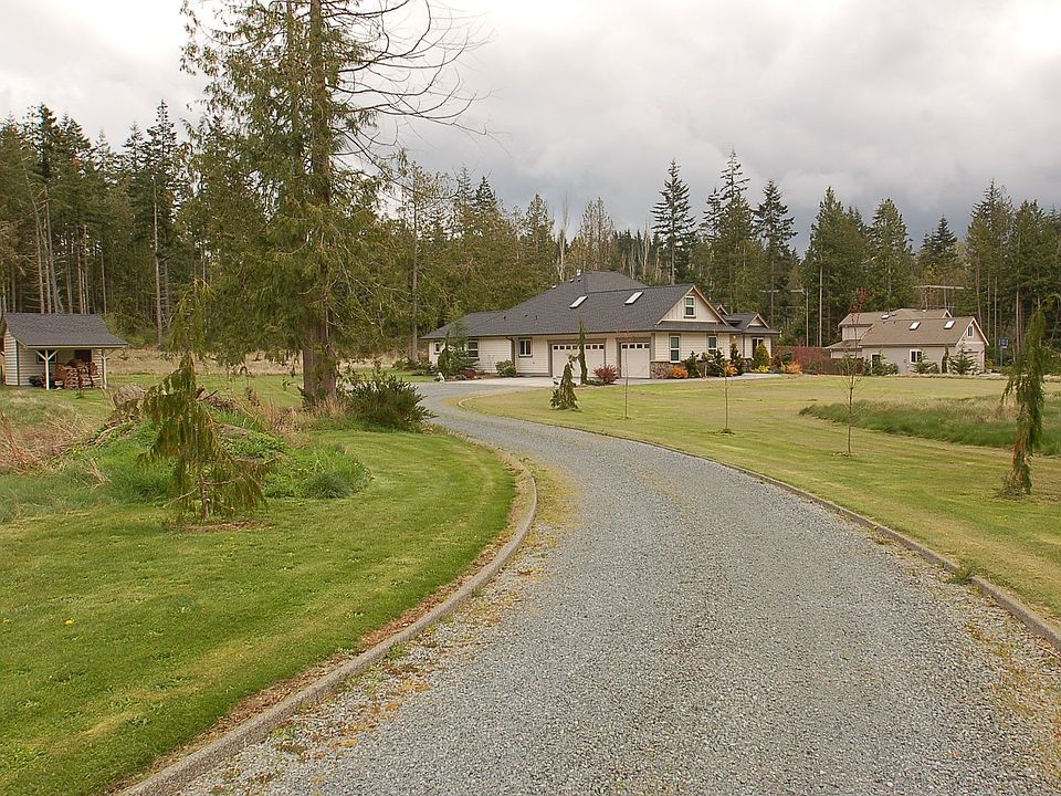 Concrete edged Drive