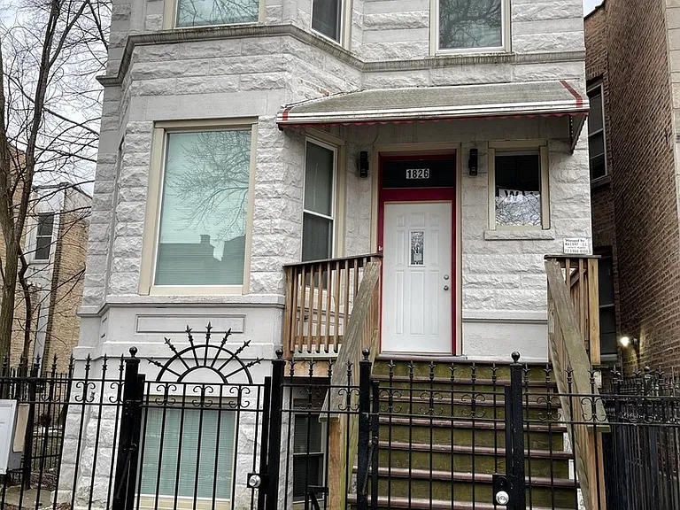 1826 S Hamlin Ave #G — Photo 1