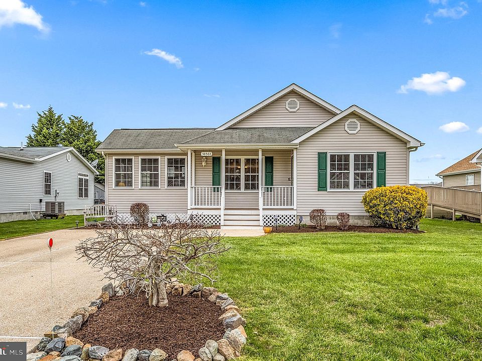 1st image of 38568 Hemlock Dr