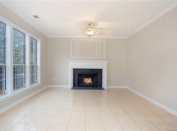 3rd image of 4118 Beauvista Dr