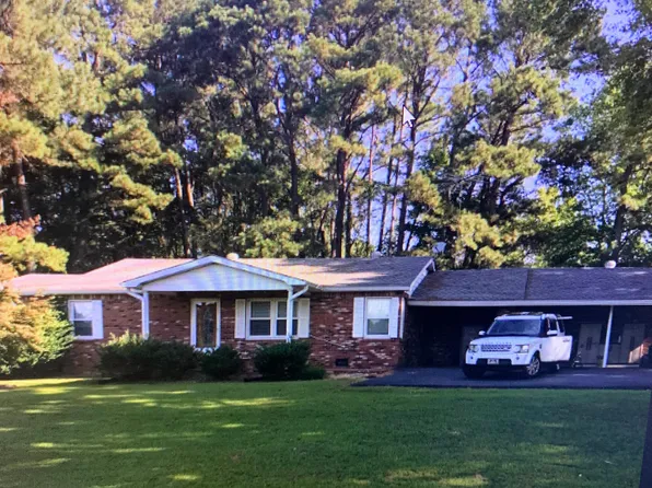 371 Grissom Rd, Martin, TN 38237