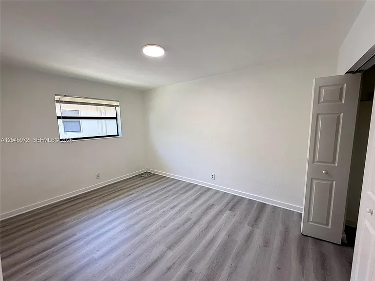 333 NW 2nd Ave #6 — Photo 11