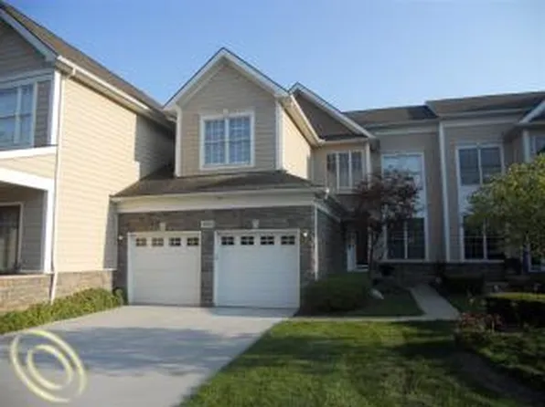 25950 Island Lake Dr, Novi, MI 48374