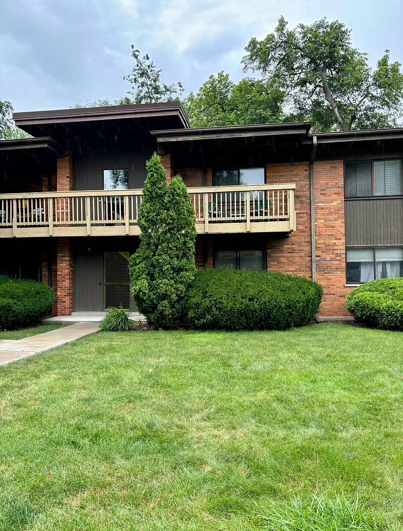 485 Duane Ter APT B4 photo 1