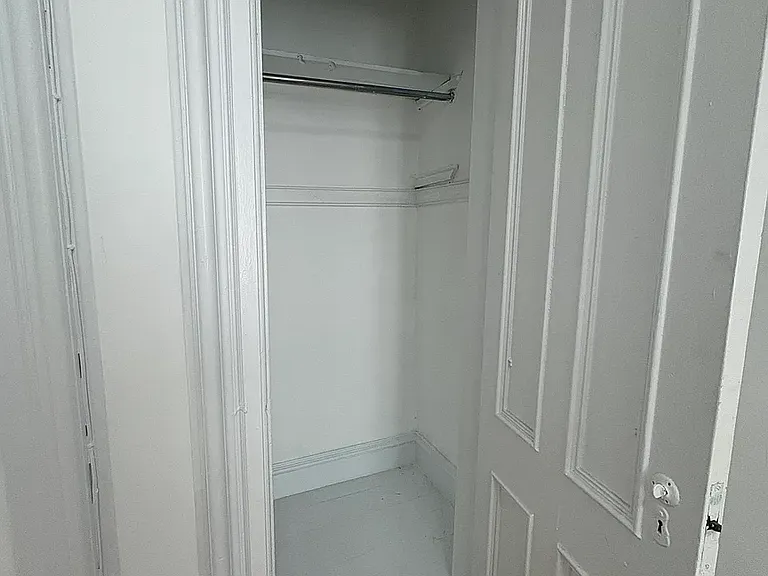 42 W 56th St #3A — Photo 11