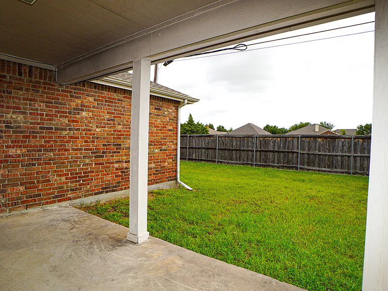 106 Starlight Dr — Photo 23