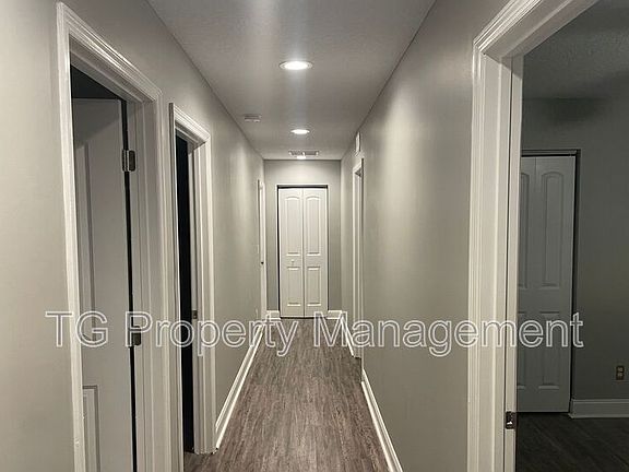 5th image of 5309 Oak Trail Ln