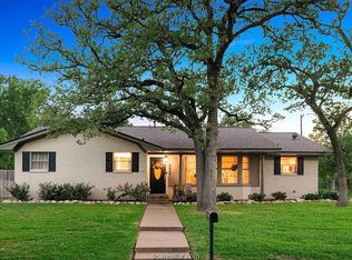 2400 Wayside Dr, Bryan, TX 77802