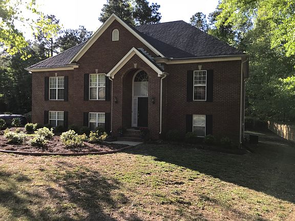 3rd image of 144 Oaklyn Hills Dr