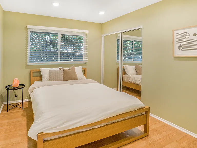 23721 Pasatiempo Ln — Photo 21