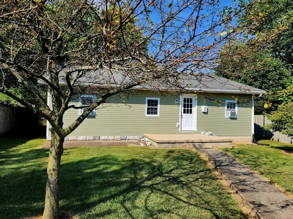 6 Railroad St, Jeffersonville, OH 43128