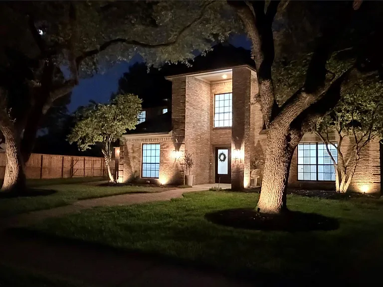 1715 Country Squire Dr — Photo 32