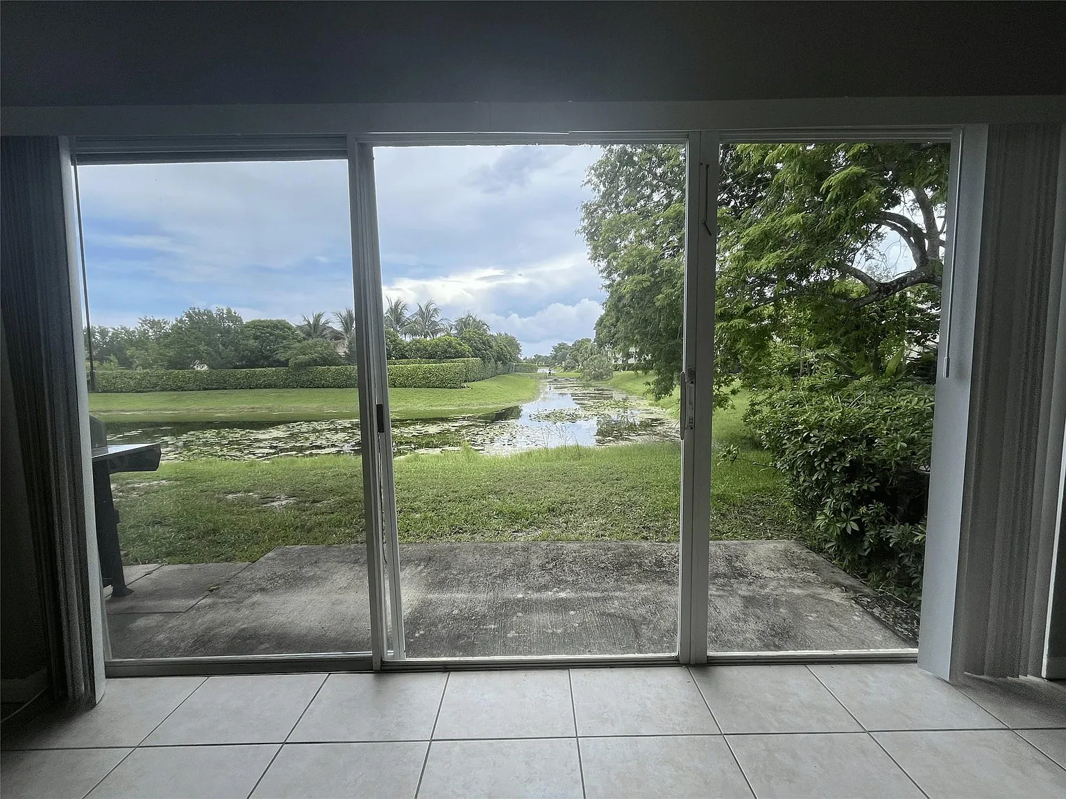 3 bed, 2.5 bath, 1473 sqft, $2,700 — Photo 4
